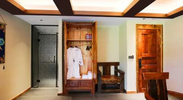 Люкс Deluxe Yueting Hot Spring B&B