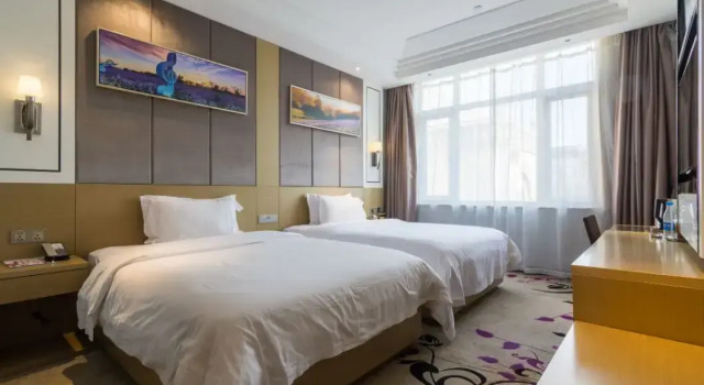 Lavande Hotel (Tianjin Xihu Road), Rezerwuj Hotel Hotele w Tianjin Province z parkingiem, Parking