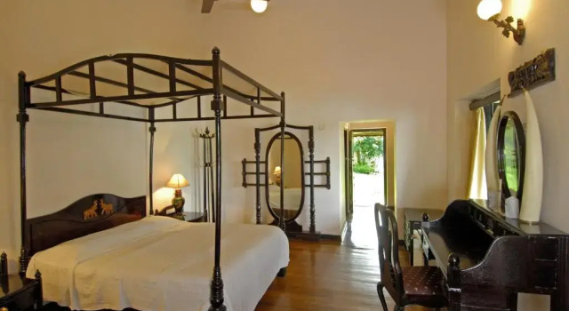 Двухместный номер Premium KTDC Lake Palace Thekkady