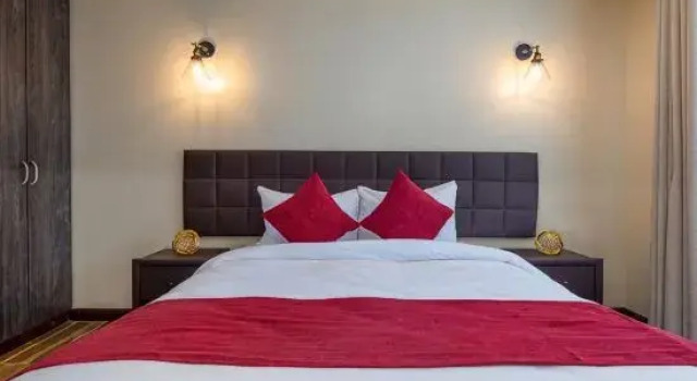 Апартаменты Roma Court Serviced Apartments