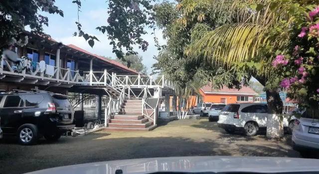 Camera tripla Deluxe con balcone e con vista mare Chalet Castillo