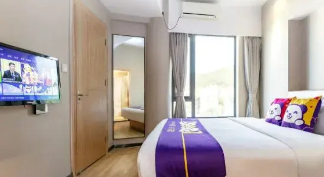 Люкс Shunyi Oriental Hotel (Huidong High-speed Railway Station)