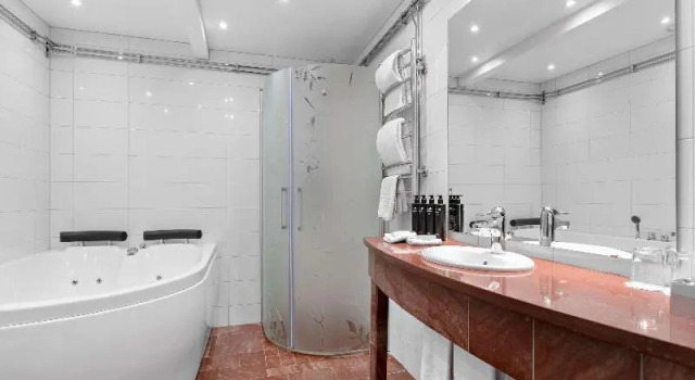 Люкс с видом на воду Best Western Hotell Lerdalshoejden