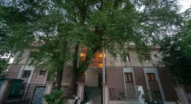 SilverKey Executive Stays 24150 Egmore, Забронировать Отель Отели Ченнаи с парковкой, рядом с Connemara Public Library, Парковка