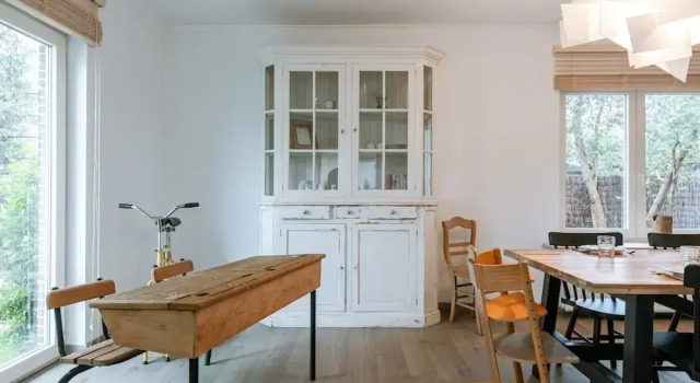 Коттедж Holiday Home in Quiet Neighbourhood in De Panne