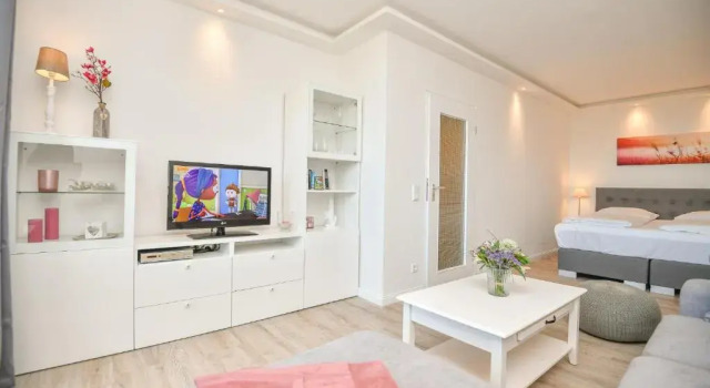 Berolina Wohnung 301, Забронировать Отель Отели Даме 4 звезды, рядом с Пляж Даме, 4*