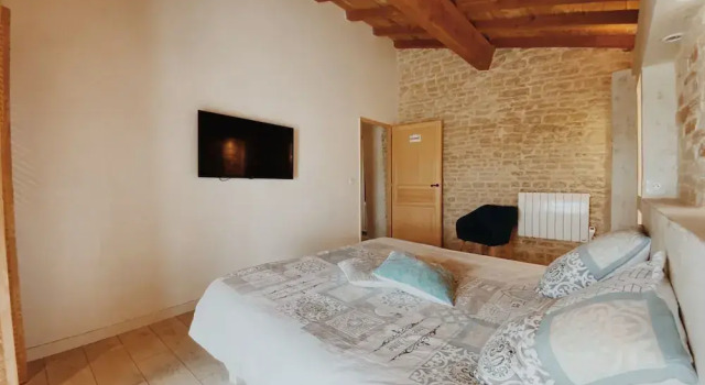 Domaine de Saint Florent - Piscine & Spa, Réserver Complexe hôtelier Prisse-la-Charriere France
