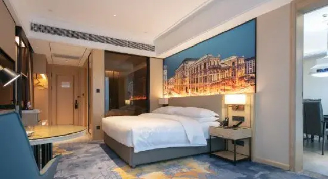 Люкс Vienna International Hotel (Yueyang Free Trade Zone Chenglingji)