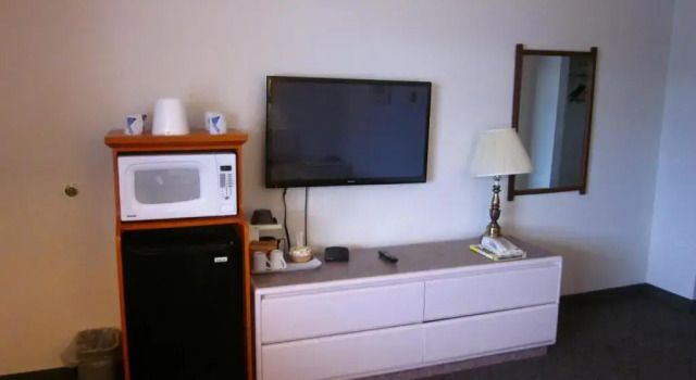 Четырёхместный номер Standard Chinook Motel