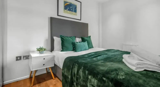 Апартаменты Classic One Bedroom Apartment in Camden