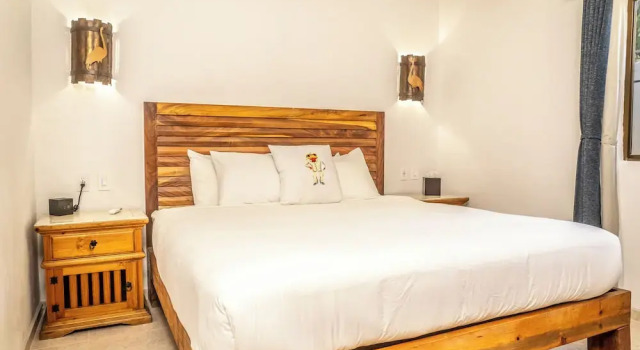 Номер Grand Цокольный этаж с видом на бассейн 5 Frogs Hotel Bucerias