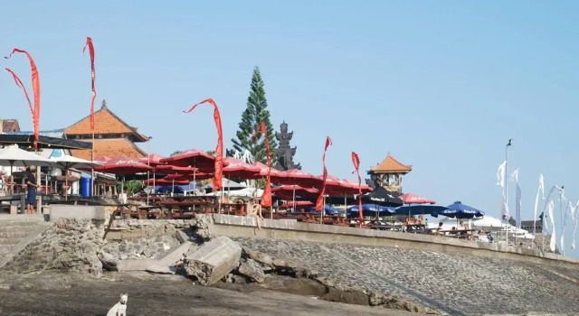 Paradise Villa - Echo Beach, Rezervovat Vila Chaty v Bali, Chalupa