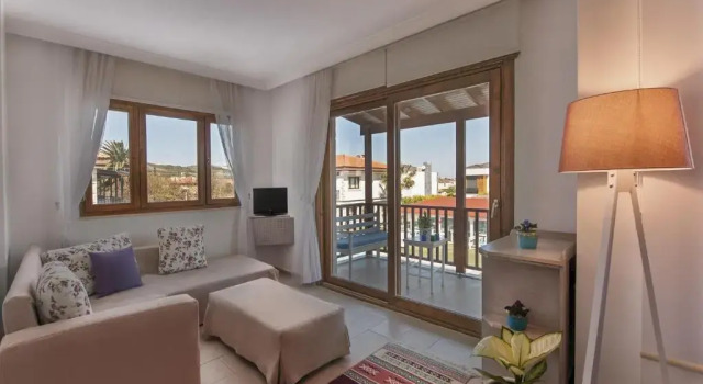 Люкс Deluxe Mara Bahçe Alaçatı