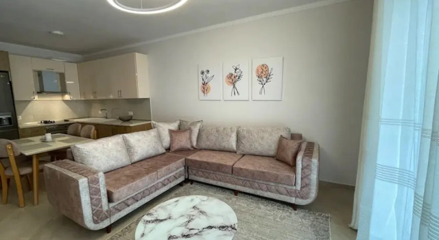 Brand New City Center Apartment