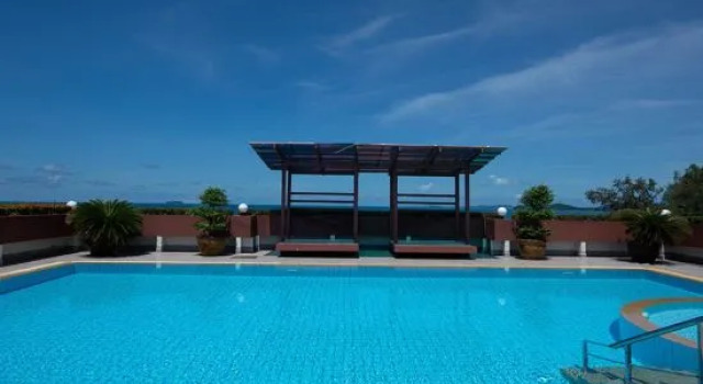 Mae Phim Beachside 1BR Condo Sleeps 3 With Rooftop Pool, Забронировать Отель Кланг провинция Районг