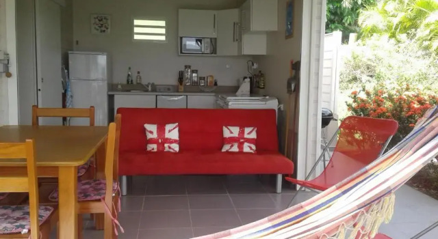 Коттедж Bungalow le manikou
