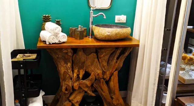Tony appartment- in the heart of Milan, Book Hotel Businesshoteller i Milano, nær Pasteur, 4* 5*
