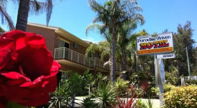 Кровать в общем номере Mollymook Paradise Haven Motel