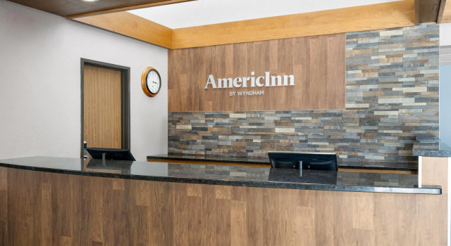 AmericInn by Wyndham Alexandria, Varaa Hotelli Hotellit Minnesota pysäköinnillä, Pysäköinti