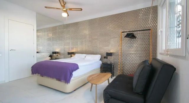 087 Design Studio - Alicante Holiday, Забронировать Бутик-отель Отели Торревьеха с бассейном, рядом с Molino del Agua Park Municipal Natural Park, Бассейн