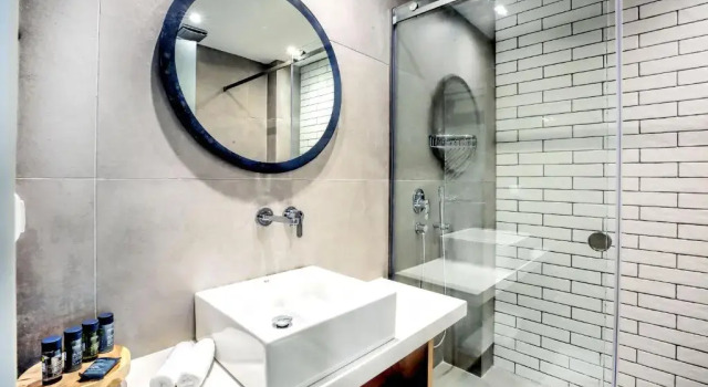 Economy room Senso Suites
