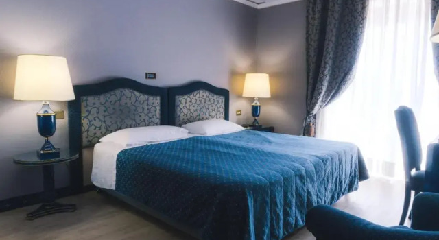 Трёхместный номер Superior Grand Hotel Excelsior