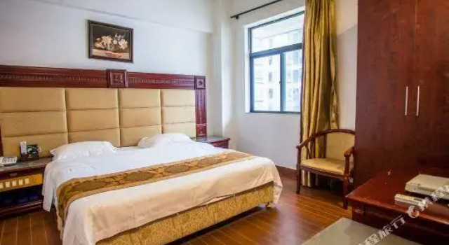 Yinhe Business Hotel, Rezerwuj Hotel Hotele w Zhuhai z parkingiem, Parking