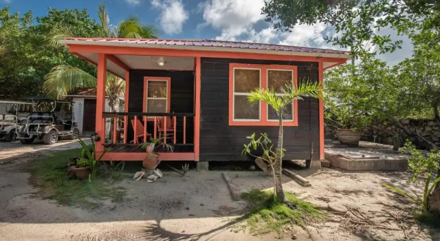 Полулюкс Bella Vista Resort Belize