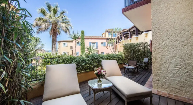 Люкс Deluxe c 1 комнатой Hotel Byblos Saint-Tropez