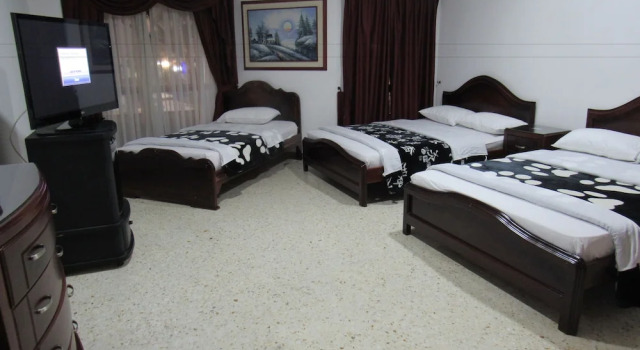 Трёхместный номер Standard Hotel Ejecutivo