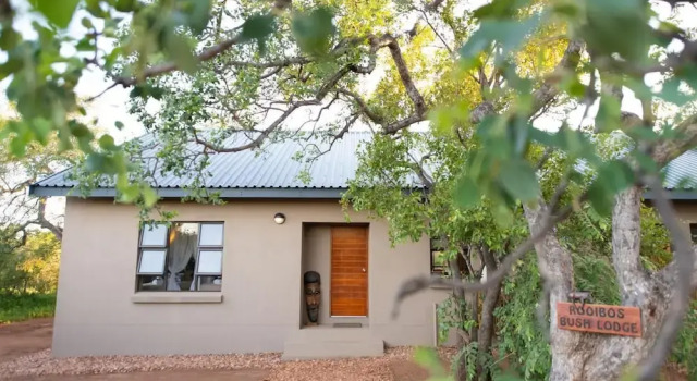 Rooibos Bush Lodge, Prenota Hotel Hoedspruit 