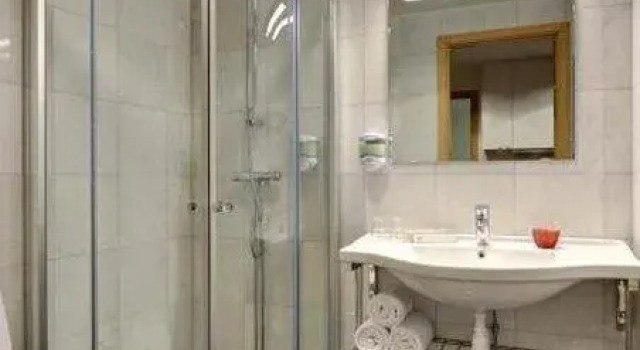 Полулюкс 2Home Stockholm South