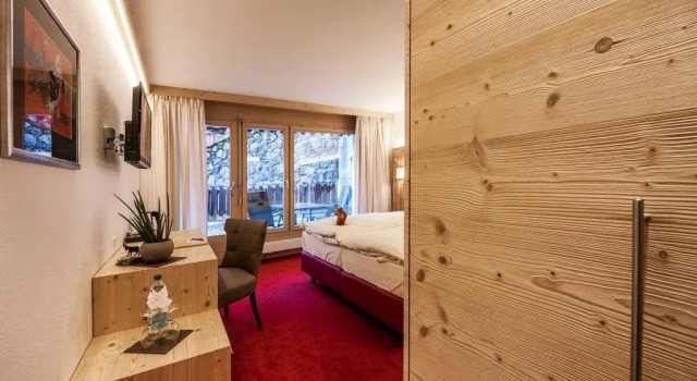 Alpina, Book Hotel Arosa Grisons