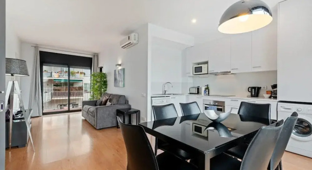 Modern and Chic Apartments in Gracia