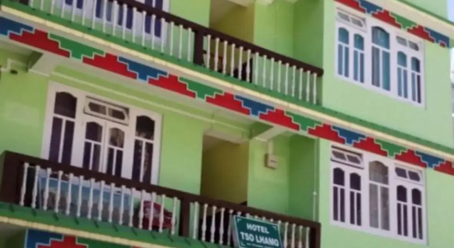 Hotel Tso Lhamo, Rezerwuj Hotel Hotele w Lachen z parkingiem, Parking