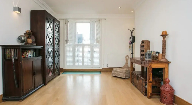 3 Bedroom House in Holland Park, Varaa Huoneisto Asunnot kohteessa Merseyside, Huoneisto