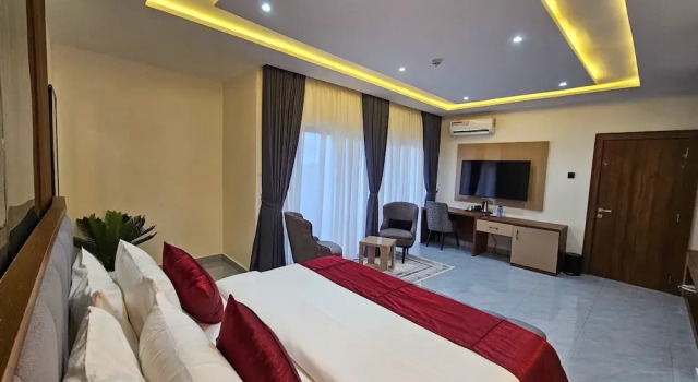 Люкс Superior Reens Suites and Apartments