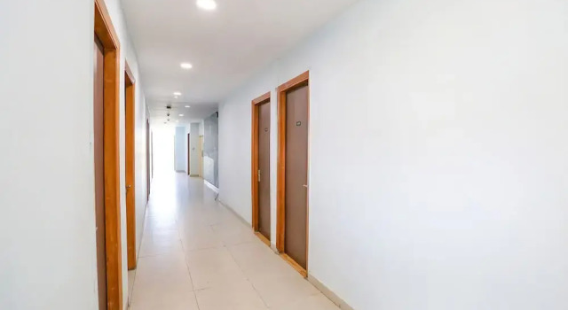 Fabhotel F9 Peeragarhi, Забронировать Отель Отели Нью-Дели с завтраком, Завтраки