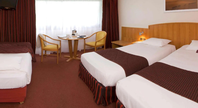 Трёхместный номер Standard Mercure Mont Saint Michel