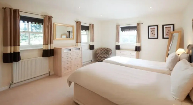 The Lodge in Folkton, Varaa Huoneisto Asunnot kohteessa Merseyside, Huoneisto