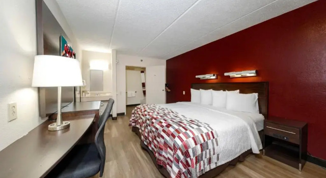 Двухместный номер для гостей с ограниченными возможностями Standard Red Roof Inn Tampa - Brandon