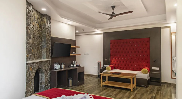 Двухместный номер Premium Kanishka Retreat Resort Chail