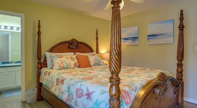 Апартаменты Breezy Fort Walton Townhome ~ 5 Mi to Beach!