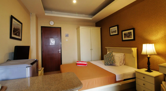 Люкс The London Living Apartment at Kebagusan City