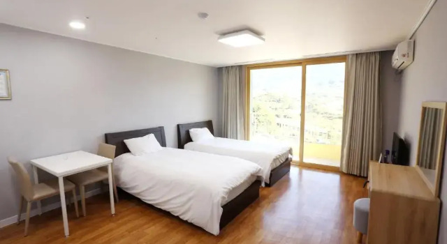 Двухместный семейный номер Standard Muan Hotel The K