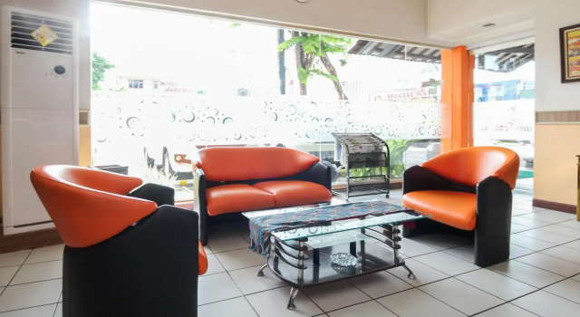 Airy Tanjung Karang Raden Intan 114 Bandar Lampung, Book Hotel Bandar Lampung Sumatra