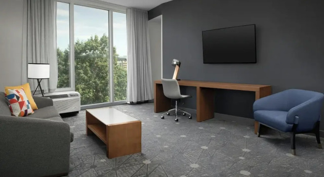Двухместный люкс с балконом Aloft by Marriott Hillsboro-Beaverton