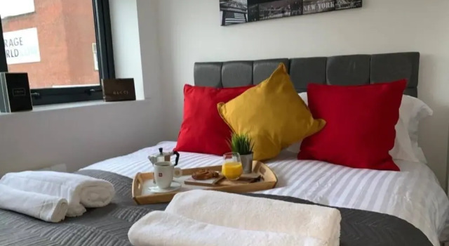 Cozy Urban Apartment in Wolverhampton, Забронировать Апартаменты/квартира Апартаменты Вулвергемптона, рядом с Wolverhampton City Council, Апартаменты/квартира