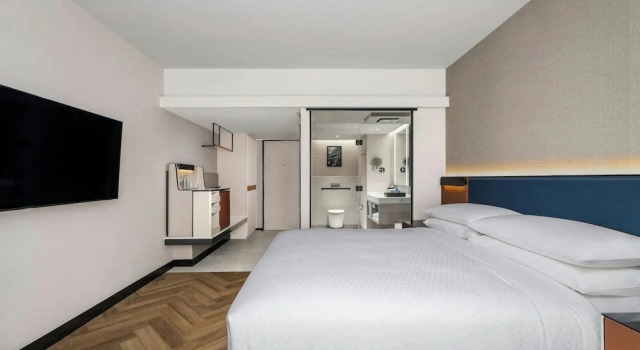 Одноместный номер Premier с видом на город Four Points by Sheraton Bangkok, Sukhumvit 22