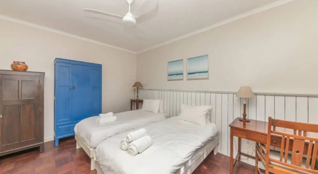Tropical 1BD Hideaway Near Queens Beach, Fresnaye!